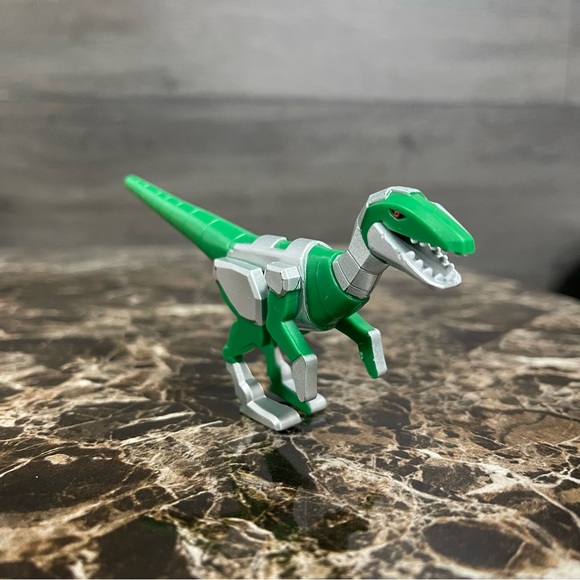 Roblox Velociraptor Green Dinosaur Toy Mini Figure - Picture 2 of 4